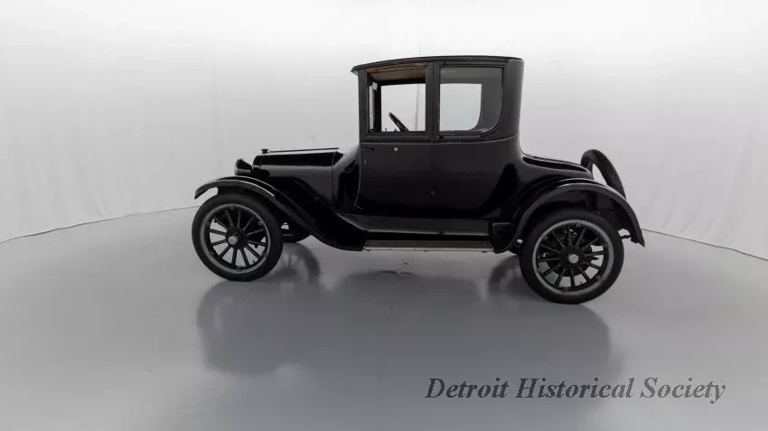 Automobile - Dhs_1952_364_001_arceye_spin_001