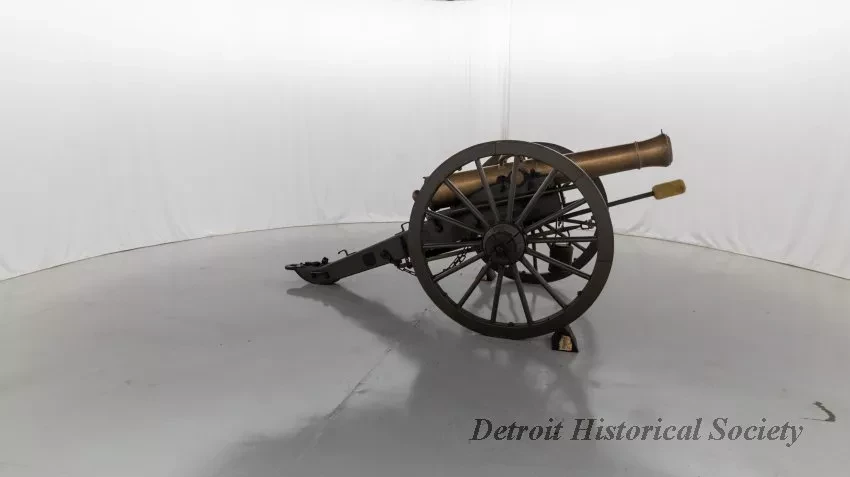 Cannon - Dhs_2008_004_013_arceye_spin_029